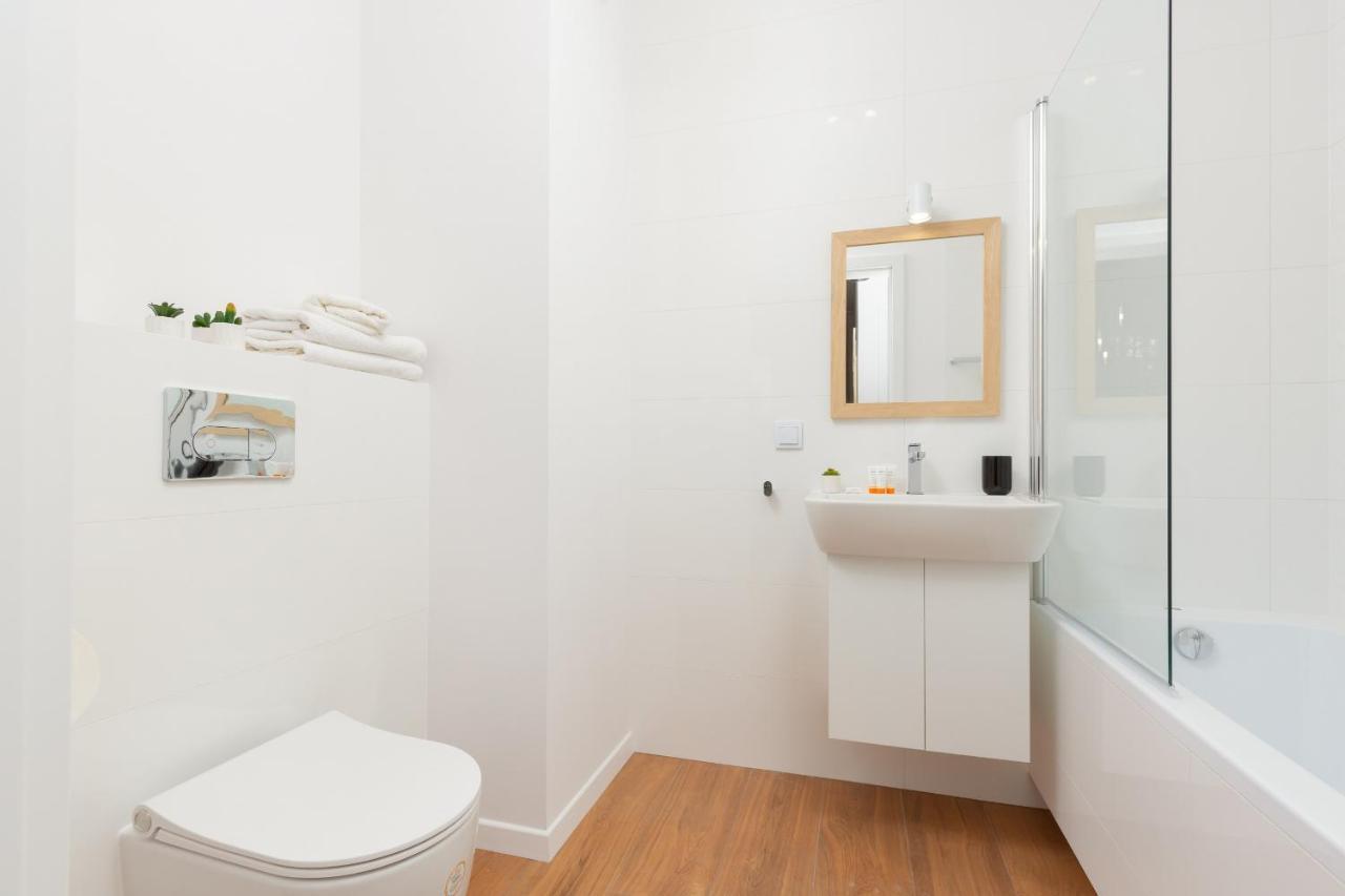 Stacja Wola Apartment Guminska By Noclegi Renters 华沙 外观 照片
